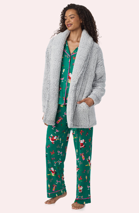 A Lady Wearing Blake Sherpa Short Jacket In Frosted Slate in a front view standing pose