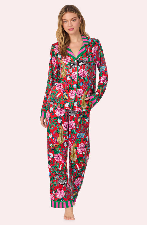 A lady wearing Collette Knit Pj Set In Scarlet Safari