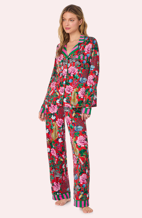 A lady wearing Collette Knit Pj Set In Scarlet Safari