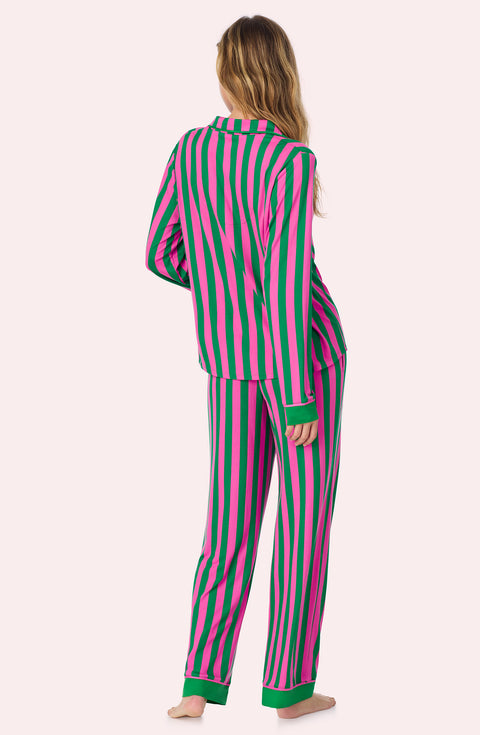 A lady wearing Collette Knit Pj Set In Fuchsia And Fern