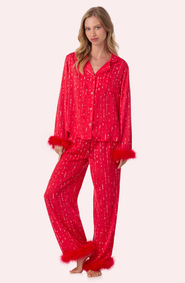 A lady wearing Ariana Woven Pj Set In Scarlet Sequins