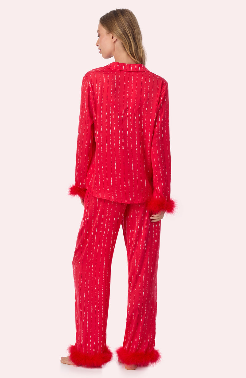 A lady wearing Ariana Woven Pj Set In Scarlet Sequins