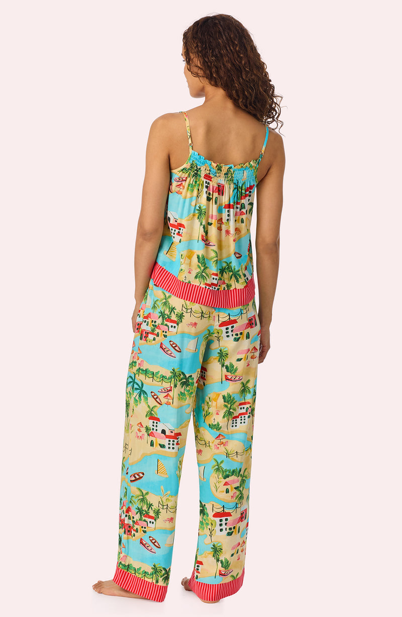 A lady wearing Alia Woven Pj Set In Island Bliss