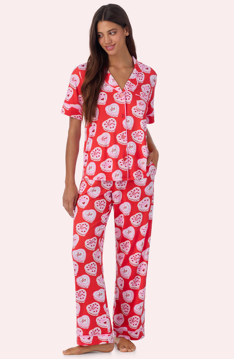 A lady wearing Arizona Long Knit Pj Set In Frosted With Love