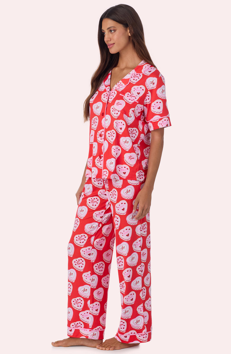 A lady wearing Arizona Long Knit Pj Set In Frosted With Love