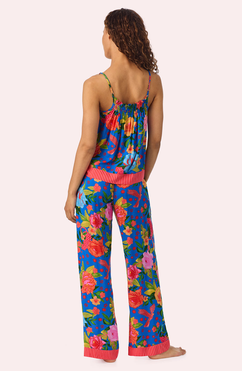 A lady wearing Alia Woven Pj Set In Floral Fiesta
