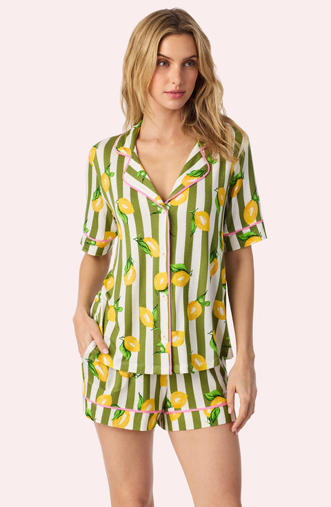 A Lady Wearing Dakota Short Knit Pj Set In Lemonade Stand Stripe facing front with a close up view